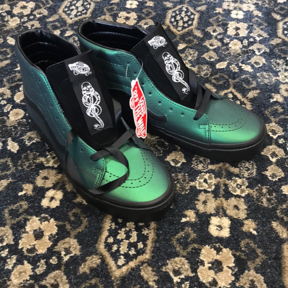 Brand New Harry Potter Slytherin Vans